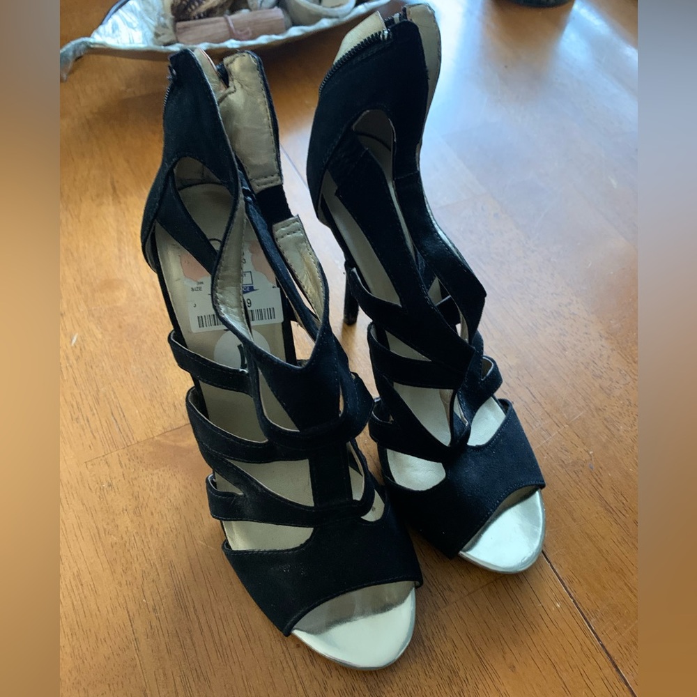 Guess Black Suede Heels